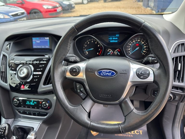 2014 Ford Focus 1.0 125 EcoBoost Titanium 5dr HATCHBACK PETROL Manual