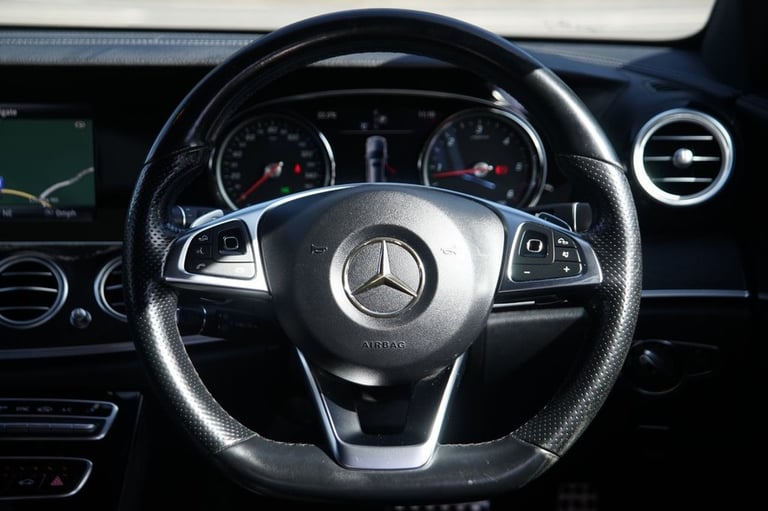 2017 Mercedes-Benz E Class 2.0 E220d AMG Line Estate 5dr Diesel G-Tronic+ Euro 6 (s/s) (194 ps) E...