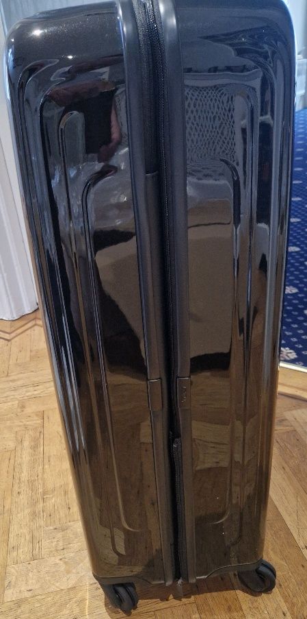 Tumi V4 Extended Trip Expandable 4 Wheel Case - 50% off