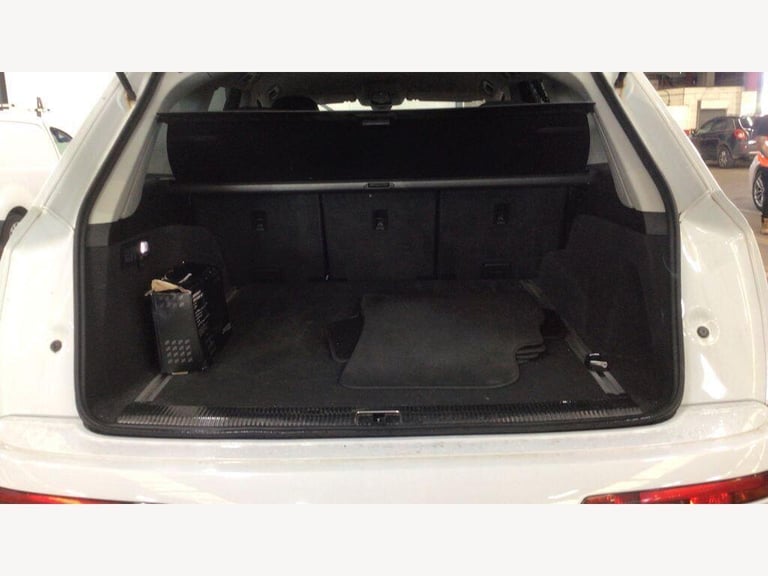 2017 Audi Q7 3.0 TDI V6 e-tron Tiptronic quattro Euro 6 (s/s) 5dr 17.3kWh ESTATE Diesel Plug-in H...