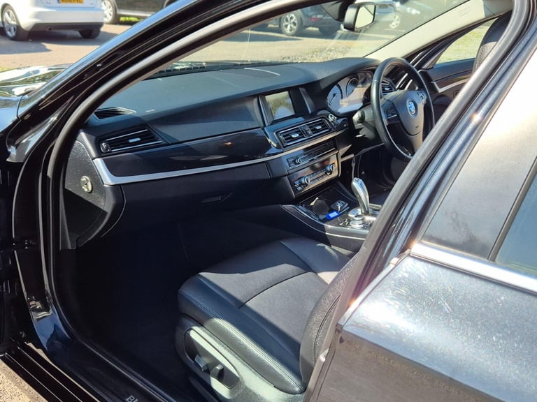 2015 BMW 5 Series 2.0 520i SE Auto Euro 6 (s/s) 4dr SALOON Petrol Automatic