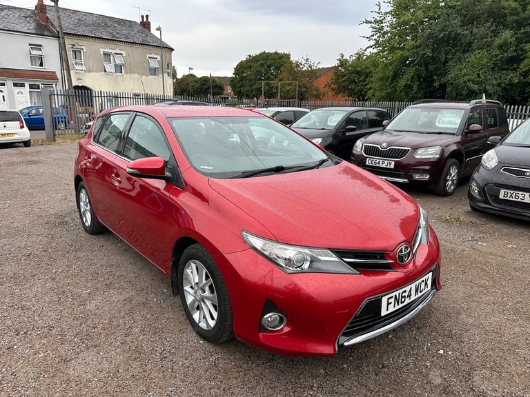 image for 2014 Toyota Auris 1.6 V-Matic Icon Hatchback 5dr Petrol Manual Euro 5 (132 ps)