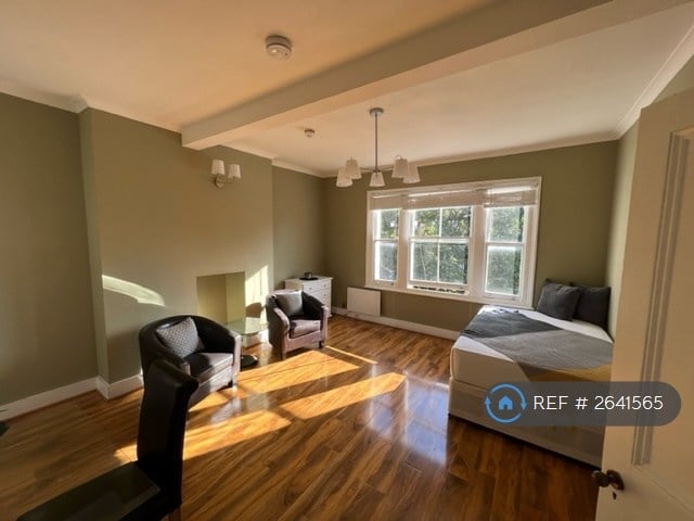 image for 1 bedroom flat in Elsham Road, London, W14 (1 bed) (#2641565)
