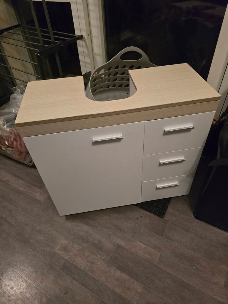 Bathroom cabinet under sink