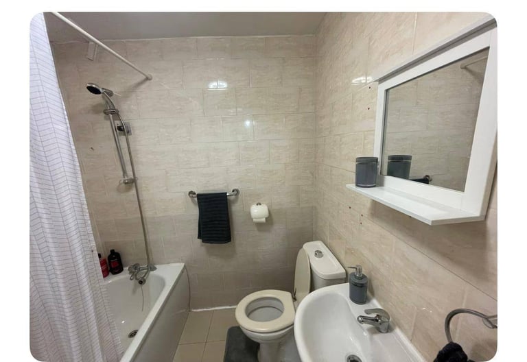 Share Room near Maida Hill