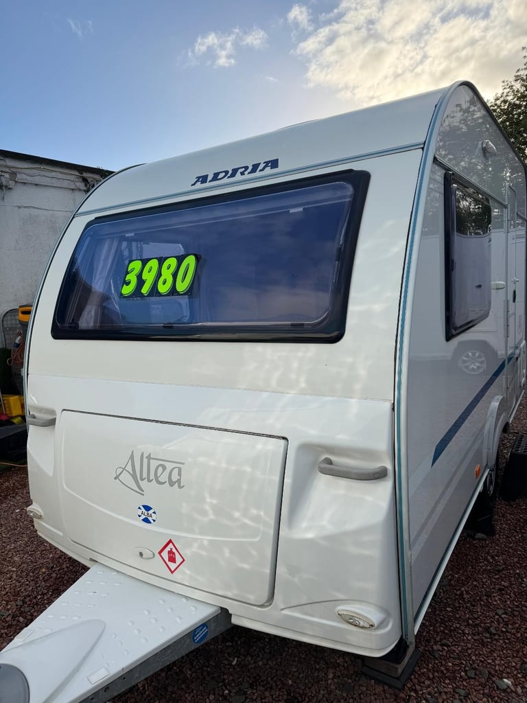 image for Adria Altea 360LT, Yr.2009, 2 Berth, mover, air awning 