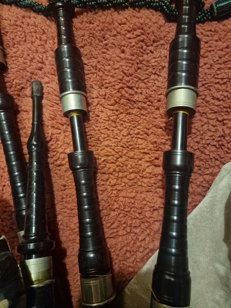 Naills bagpipes