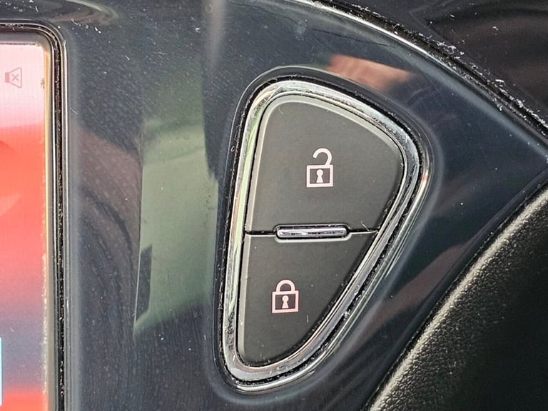 2015 Vauxhall Corsa 1.2i Limited Edition Hatchback 3dr Petrol Manual Euro 6 (70 ps) Hatchback Pet...