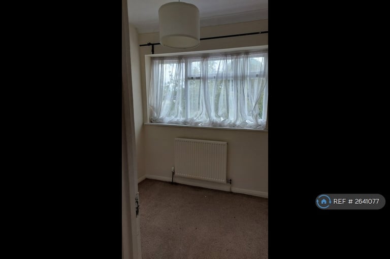 3 bedroom house in Wigram Road, London, E11 (3 bed) (#2641077)