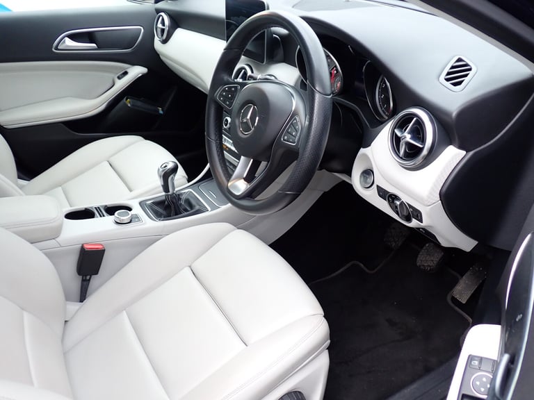 2017 Mercedes-Benz A Class 1.6 A200 Sport Hatchback 5dr Petrol Manual Euro 6