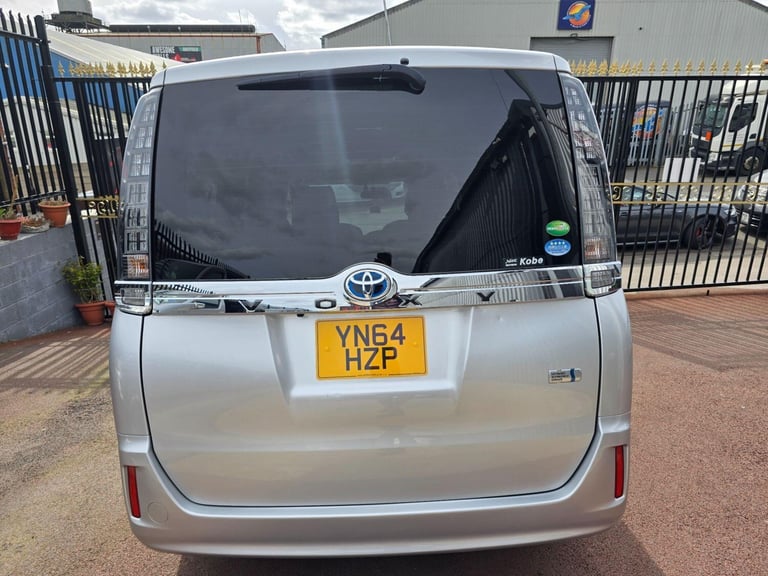 WE HAVE 6 MORE VOXY HYBRID AVAILABLE