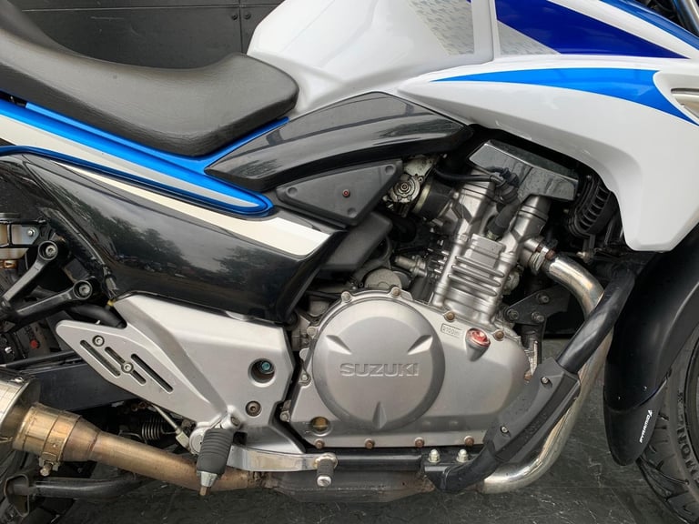 SUZUKI GW 250 ZL4 INAZUMA HPI CLEAR