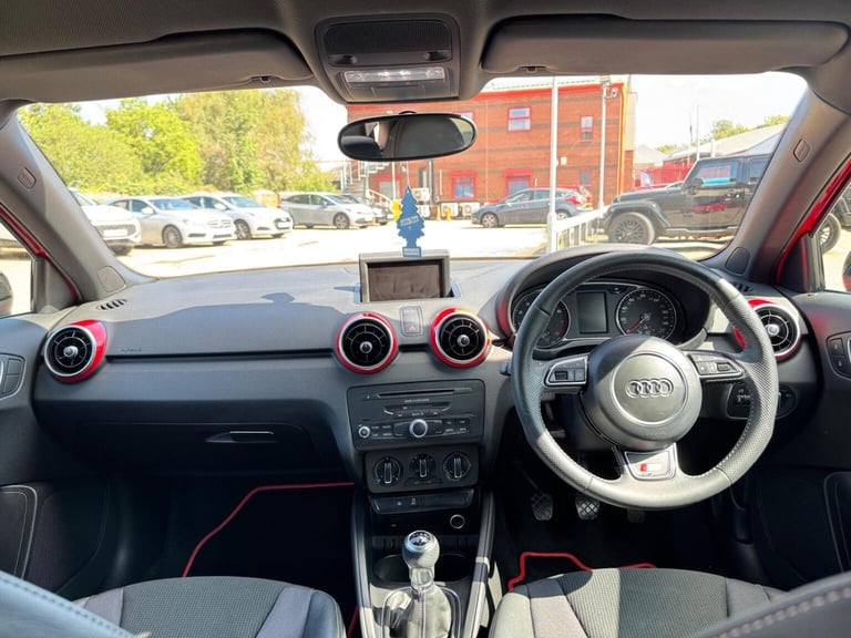AUDI A1 1.2 TFSI S line Style Edition Sportback Euro 5 (s/s) 5dr 2014