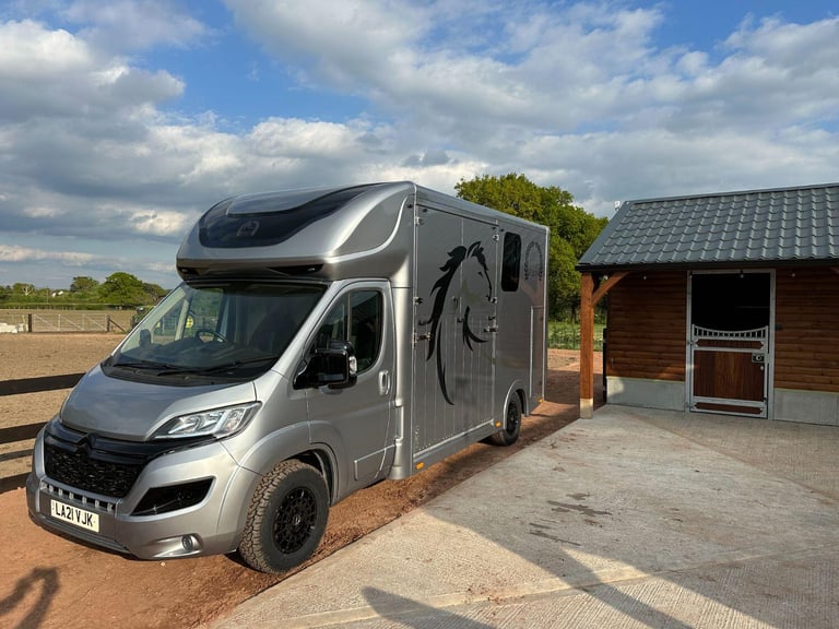 CITROEN RELAY 2.2 2021 Equus Horsebox