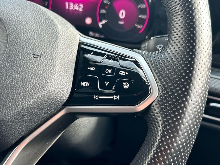 2022 Volkswagen Golf 1.5 TSI R-Line Hatchback 5dr Petrol Manual Euro 6 (s/s) (130 ps) Hatchback P...
