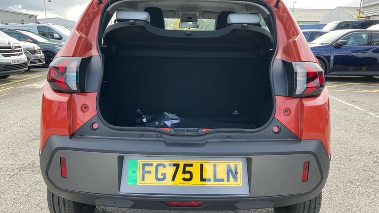 2025 Dacia Spring 27kWh Expression 65 48kW 5dr Auto Electric Hatchback Hatchback Electric Automatic