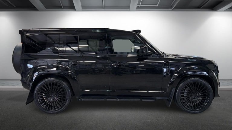 2024 Land Rover Defender 110 3.0 D300 MHEV X-Dynamic SE SUV 5dr Diesel Auto 4WD Euro 6 (s/s) (300...