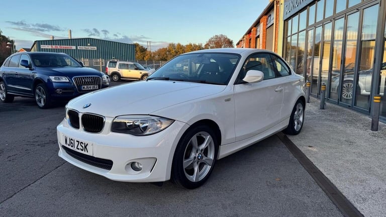 BMW 1 SERIES 2.0 118d Sport Euro 5 (s/s) 2dr 2011