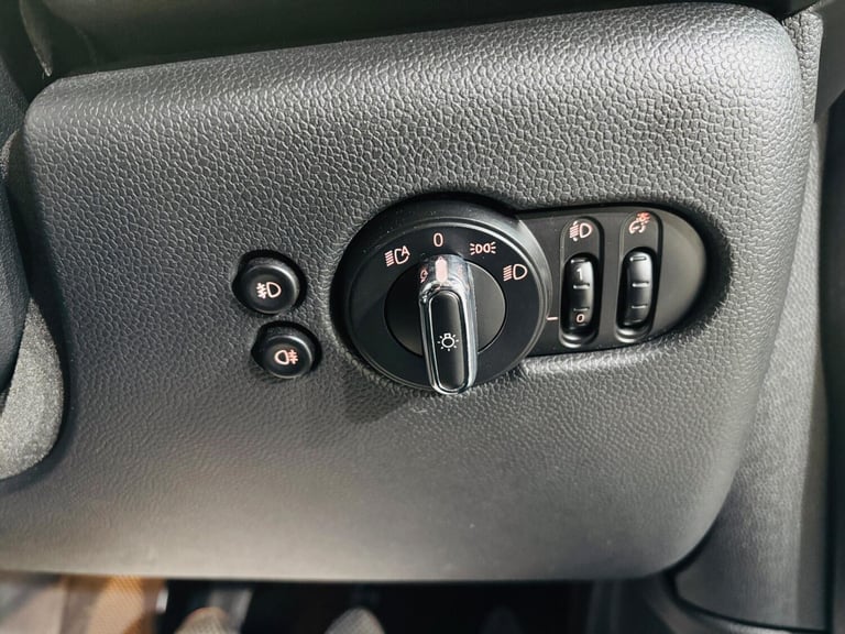 2014 MINI Hatch 2.0 Cooper S Euro 6 (s/s) 5dr HATCHBACK Petrol Manual