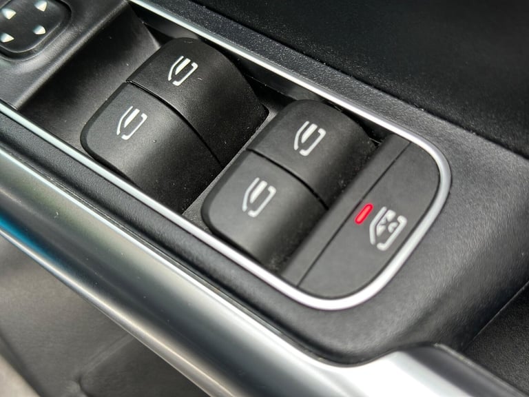 2022 Mercedes-Benz GLA 1.3 GLA250e 15.6kWh Exclusive Edition (Premium Plus) 8G-DCT Euro 6 (s/s) 5...