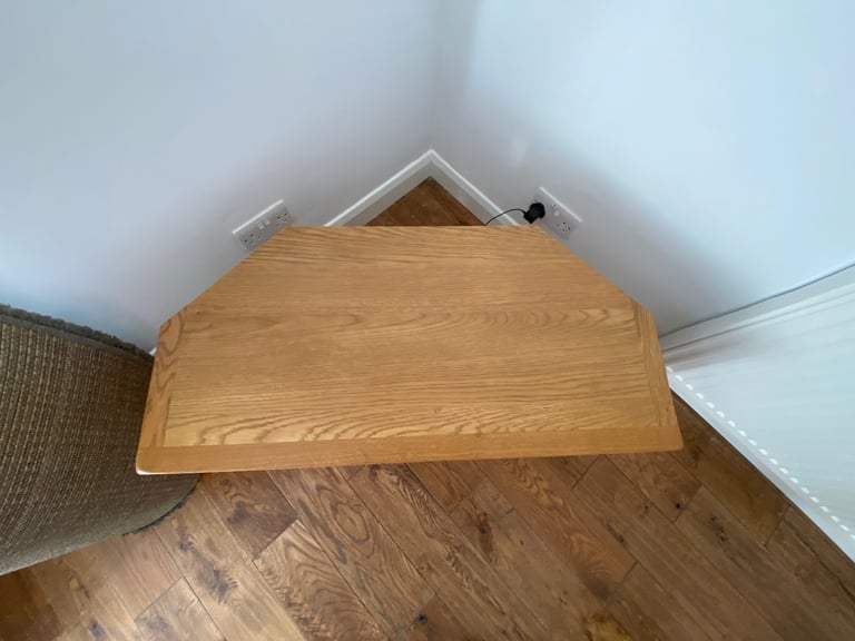 Solid oak tv stand 