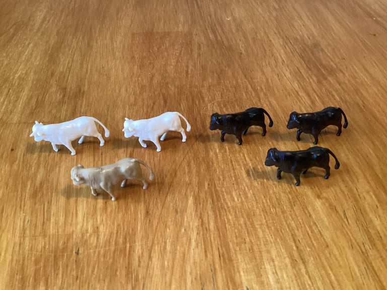 Matchbox Toy Cattle X6 Vintage Original 1970s Bulls for Farm Lorry Truck Trailers MB37 MB71 Car 