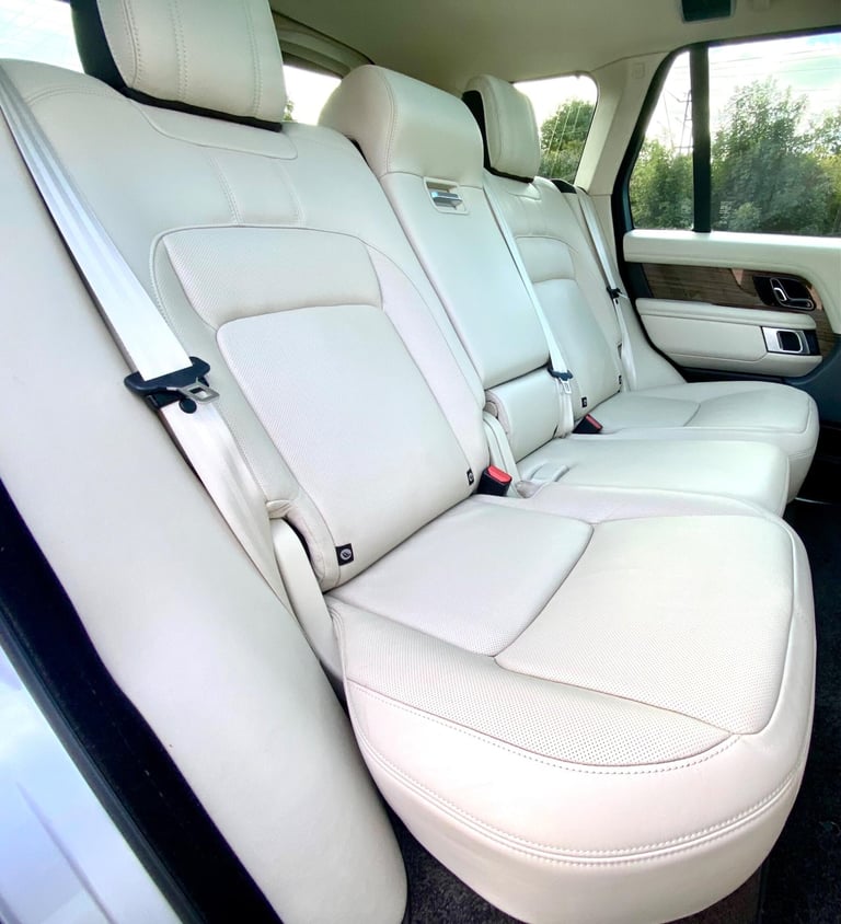 2019 Land Rover Range Rover 3.0 P400 MHEV Vogue SE Auto 4WD Euro 6 (s/s) 5dr ESTATE Petrol Automatic