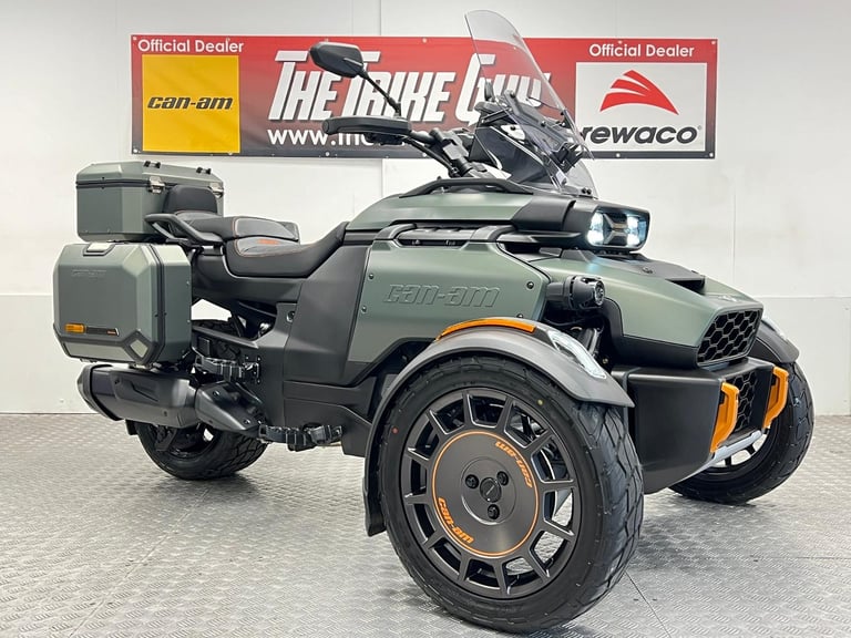 image for 2025 Can-Am Canyon Redrock Semi Automatic Trike with 800 Miles 