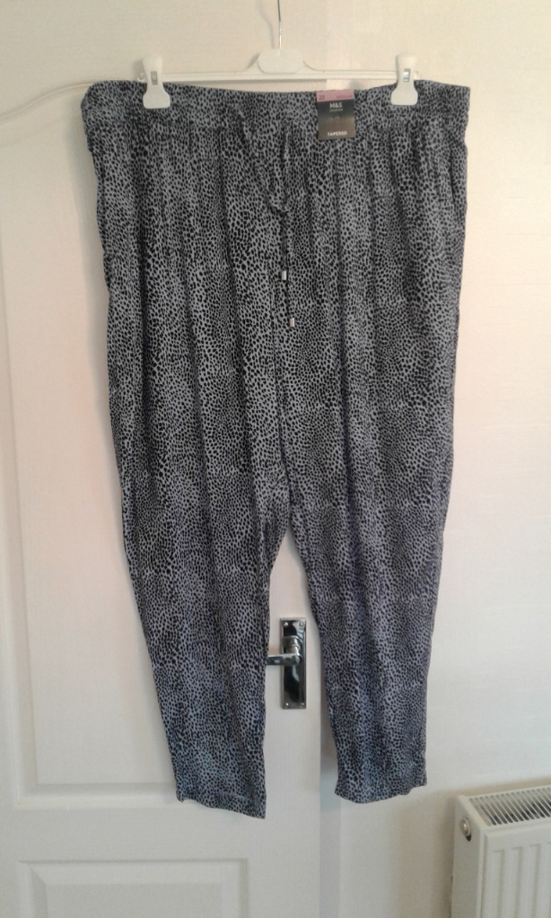 M and s ladies trousers for Sale | Women's Trousers | Gumtree