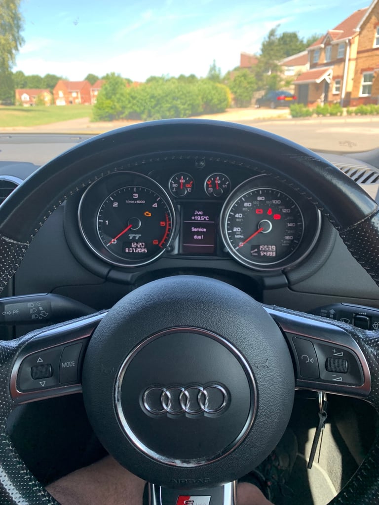 Audi, TT, Convertible, 2011, Manual, 1968 (cc), 2 doors