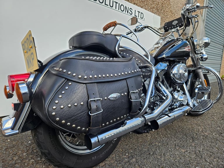 Harley-Davidson FLSTCI 1450 heritage softail classic 