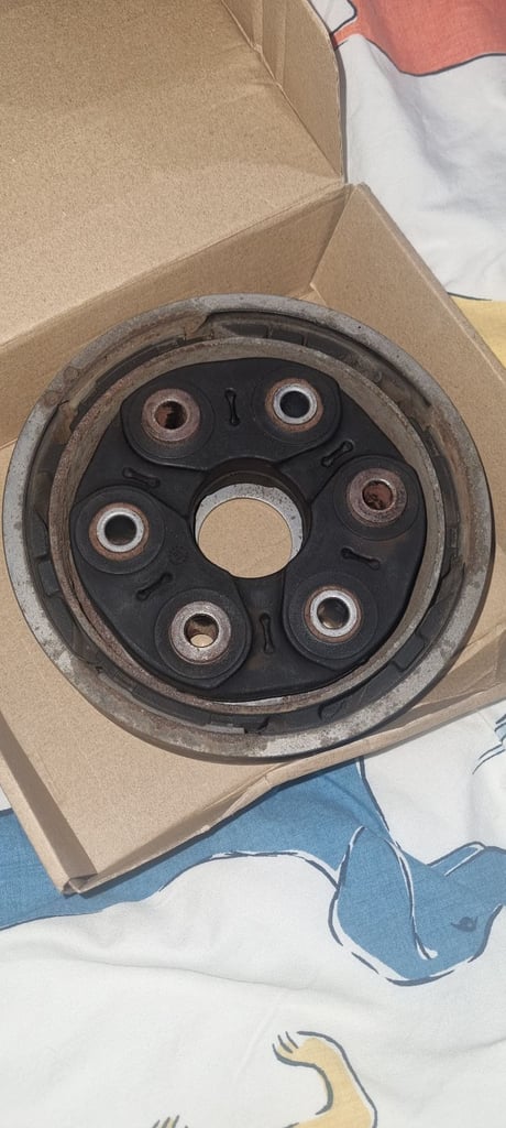 🇬🇧🚘GENUINE VW➖️REAR PROPSHAFT COUPLING/DOUGNUT➖️GOLF R➖️AUDI RS/S3➖️5Q0521307