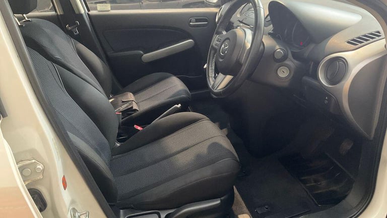 2010 Mazda Mazda2 1.3 Takuya Euro 4 5dr HATCHBACK Petrol Manual