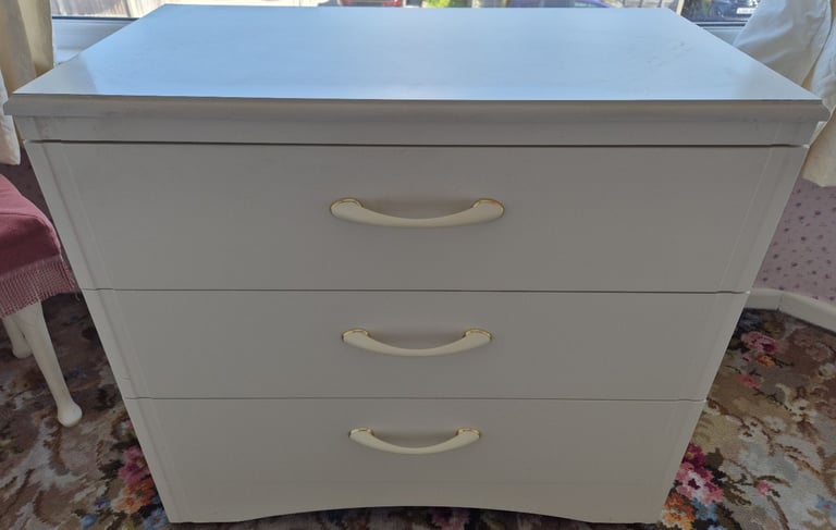 White Chest of Drawers 3 drawers cabinet from Alstons Furniture