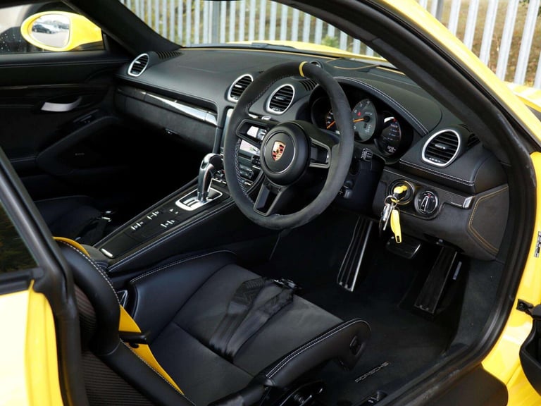 2022 Porsche Cayman 4.0 GT4 2dr PDK COUPE PETROL Automatic