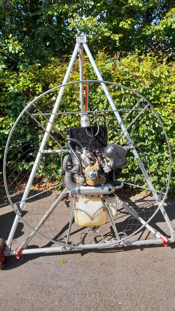 PAP Polini Thor 250 paramotor with spare E-Props