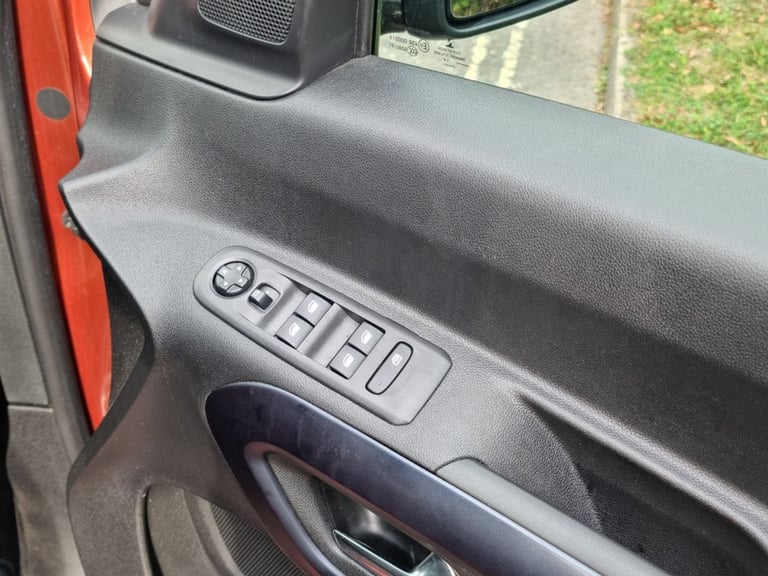 2019 Peugeot Rifter 3 Seat Wheelchair Accessible Disabled Access Vehicle WAV  MPV Diesel Manual