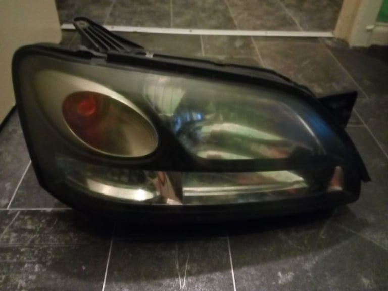 Subaru legacy headlights