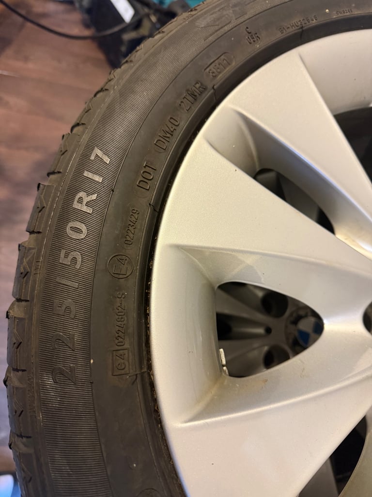 Alloy wheels Size 225/50R17