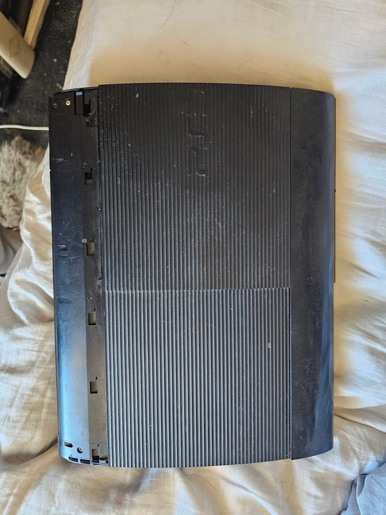 Console and accessories 