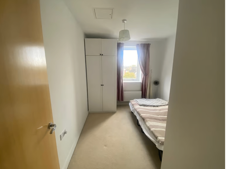 Spacious and Cosy Single Room available for Rent in – UB5 6GW