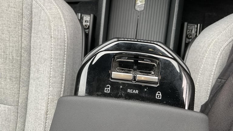 2024 Volvo EX30 Twin Performance 69kWh Ultra Auto AWD 5dr ESTATE Electric Automatic