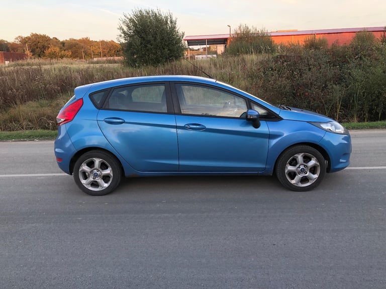 Ford Fiesta 1.25 Zetec Petrol, New Clutch, New Cambelt, New Tyres, New Service, HPI clear - Image 9