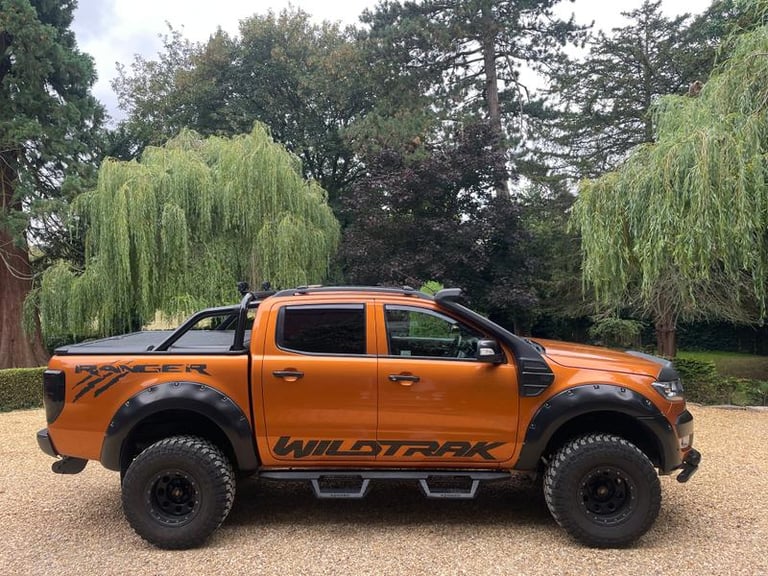 2015 Ford Ranger 3.2 TDCi Wildtrak Pickup Double Cab 4dr Diesel Auto 4WD Euro 5 (200 ps) Aut Pick...