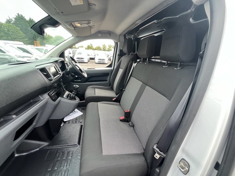 2022 72 VAUXHALL VIVARO 1.5 TURBO D 2900 DYNAMIC PANEL VAN 6DR DIESEL MANUAL L2 