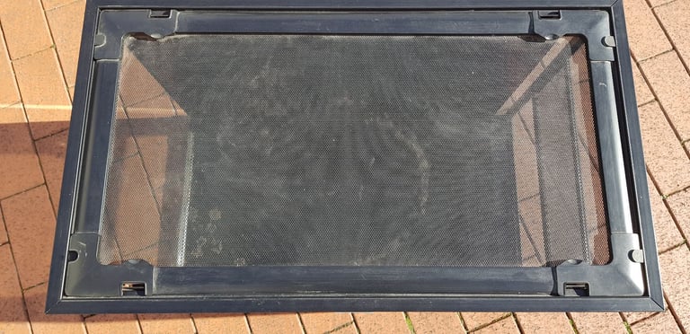 Pre-owned Komodo Glass Terrarium 