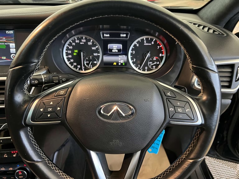 2017 Infiniti Q30 2.0 Q30 Sport AWD Auto 4WD 5dr Hatchback Petrol Automatic