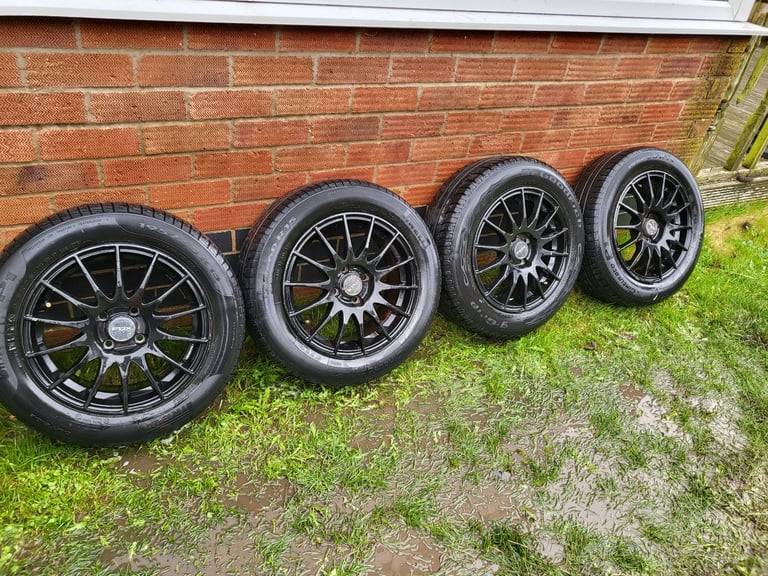 15 inch 4x100 Fox Racing Alloy wheels 