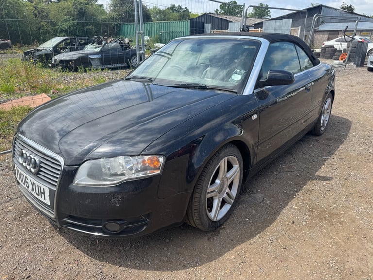 Audi A4 B7 Convertible 2.0 tfsi 2006 black BREAKING FOR PARTS 