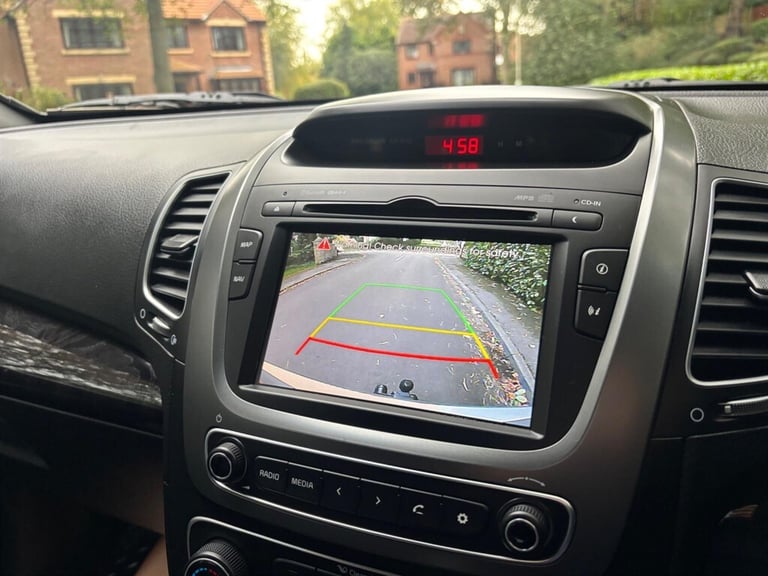 2015 Kia Sorento 2.2 CRDi KX-2 5dr [Sat Nav] ESTATE DIESEL Manual